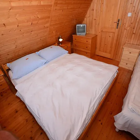 Alpehytte Near Klinovec Lift Loučná pod Klínovcem