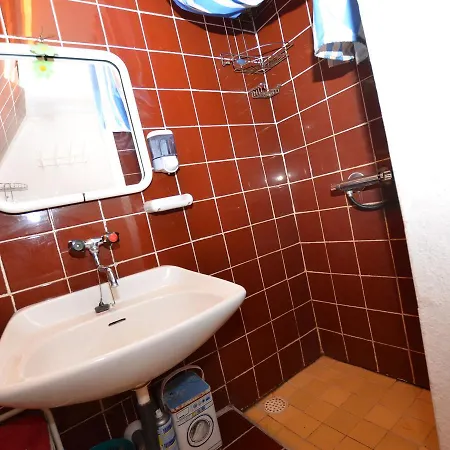 Chalet In The Mountains Only 500m From The Chairlift *