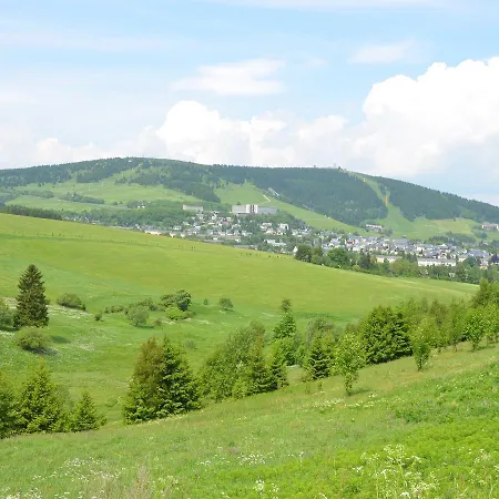 In The Mountains Only 500m From The Chairlift * Loucna pod Klinovcem
